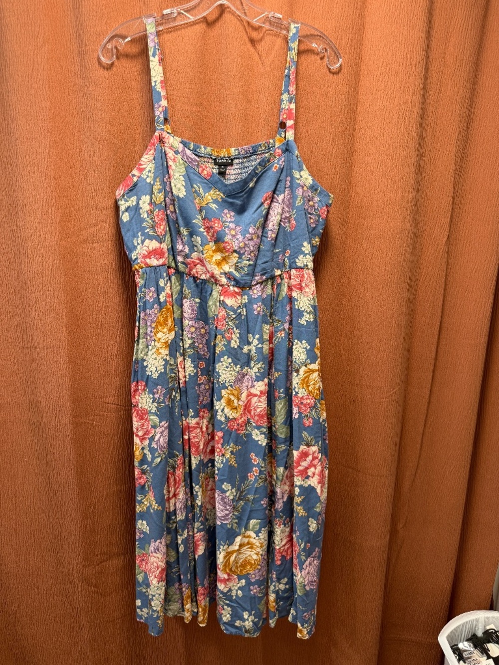 Torrid Women's plus size powder blue & floral dress - size 2 (18/20)